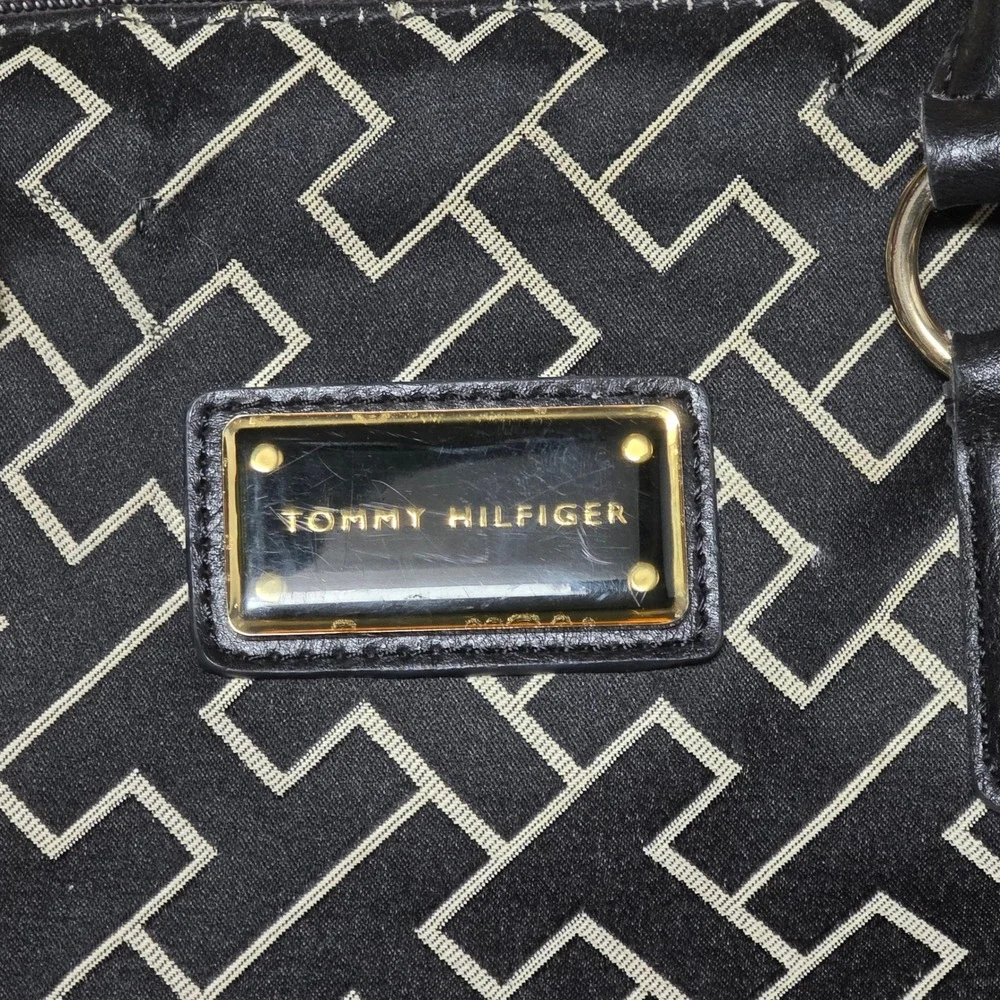 Tommy Hilfiger‎ Satchel Handbag Purse Black White Geometric Print Faux Leather